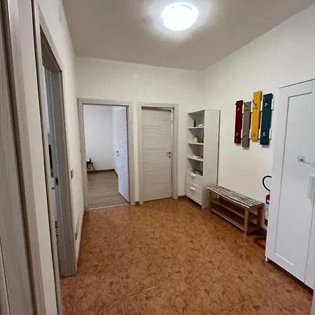 Alpi & Relax - Zona Ospedale - Centro Citta Apartament *