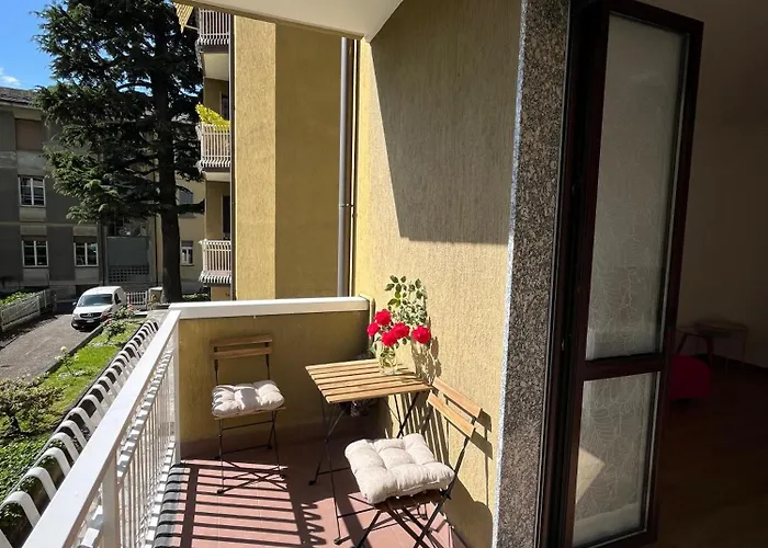 Alpi & Relax - Zona Ospedale - Centro Citta Apartament *