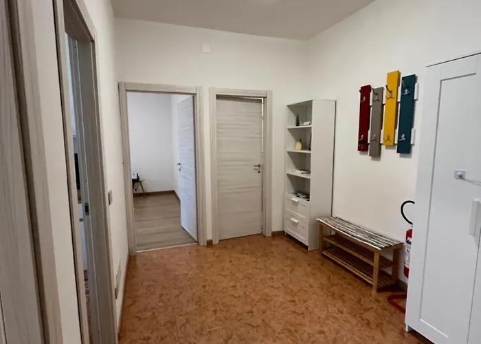 Alpi & Relax - Zona Ospedale - Centro Citta Apartament *